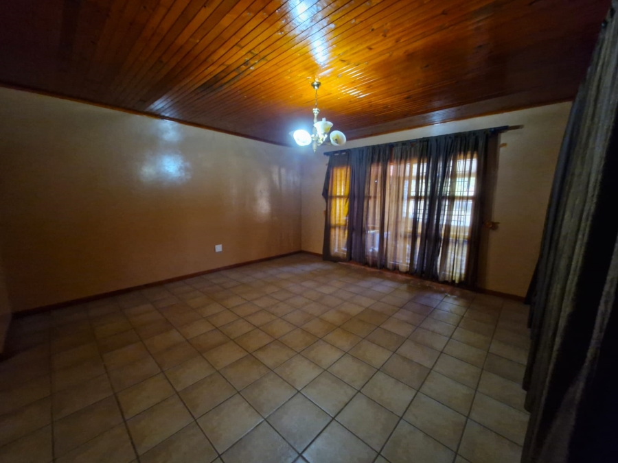 7 Bedroom Property for Sale in Kathu Northern Cape